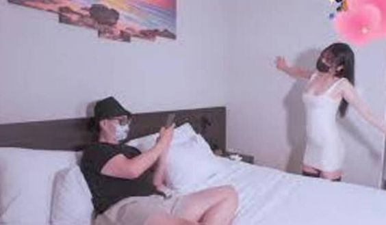 反差白富美御姐女神性感小姐姐被大肉棒操到喷水，白