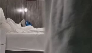 良家妹子带去酒店暴力输出操到妹子娇喘连连