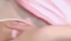 少妇和炮友马路车震，操的正爽来电话啦，是不是你老