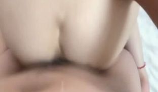 以前做过小姐从良后嫁人出轨美少妇骚的让人受不了叫