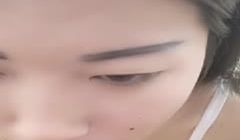 良家少妇生活所迫镜头前卖肉，露脸直播与老公激情啪