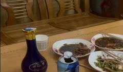 海角社区某小区保安封神之作❤️利用职务便利装针孔