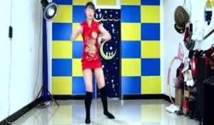 稀有顶级全祼~极品大屁股模特【阿彩】裸体芭蕾舞 