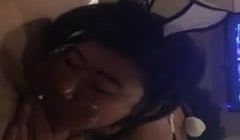 大神享受兔女郎妹妹的口活，温柔细腻贴心的含住，含