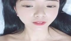 超重磅绝版资源！校花女神【一梦】早期下海珍贵录像