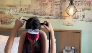 大神约啪高校学生妹女仆装尽情服侍直接后入还没适应