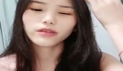 疯狂推荐！极品大学生被干了~【小兜兜】白浆直流~