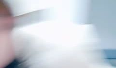 上得厅堂下得厨房，洗洗碗全裸白虎一线天黑丝裤子特