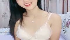 重磅~【韩国美子】很纯美女~能治愈笑容~全裸扣逼