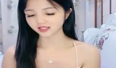 重磅~【韩国美子】很纯美女~能治愈笑容~全裸扣逼