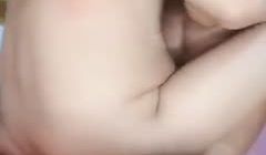 海角罕见露脸女大神【我不倾城为何恋我】与自己亲弟