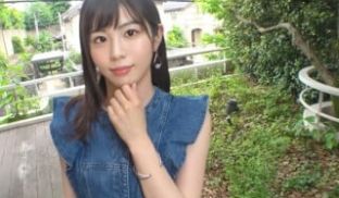 SIRO-4946 【オナニー狂い】时には一日中