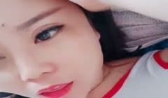 着装性感内衣丰满吊钟奶，可爱妹子大黑牛跳蛋加持刺