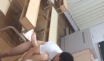 【网曝门】农大教室门偷窥事件