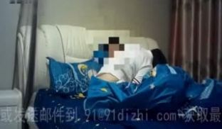 酒后发浪没控制住就把穿棉白袜的骚浪嫂子给操了 骚