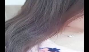 苗条主播身材不错鲍鱼也美就是菊花毛有点茂密