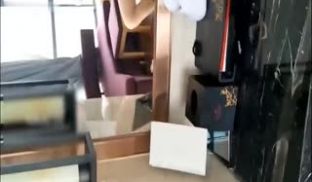 性感富姐撕破丝袜故意挑逗情人~实在忍受不住各种姿