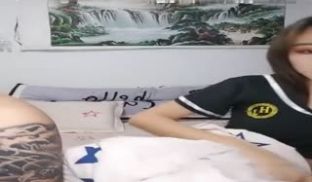 漂亮女主播都被猪搞了