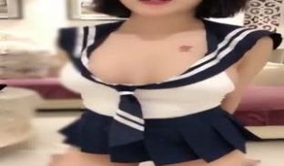 美女主播【美娜酱baby】下海黄播大尺度视频被网