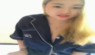 性感大屁股美女主播新买的男朋友第一次试用