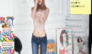 韩女主播-伊素婉-221
