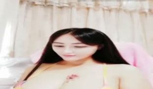 G罩杯顶级巨乳小姐姐 绝佳的奶炮炮架