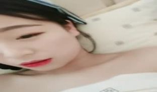 长相甜美大奶妹子双人秀舔jj口交足交上位骑乘啪啪