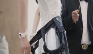黑卡别墅女仆遭性调教
