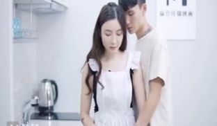 国产AV~.嫂子头发好香，趁者哥哥还没回来赶快干