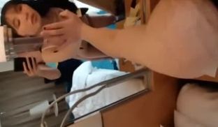 酒店让可爱女友穿上兔子装再打炮 高清完美露脸骚逼