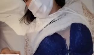 趁女友不在和女友闺蜜喝醉一直做爱