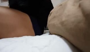 夜晚来临城郊路边店找快活碰见个看起来很良家笑起有