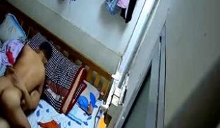 黑客破解摄像头偷窥土豪金链哥准备做爱发现监控没有