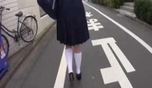 SDMM-010-女子○生たちが新作リップのモニ