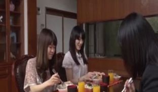 BBAN-042-义母娘接吻レズ调教～舌に堕ち、