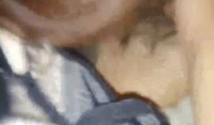 36E美乳性感的气质大奶秘书夜晚加班太晚领导送她