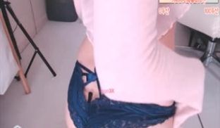 [韩国] 美乳长发性感正妹～挤乳摸穴求爱护