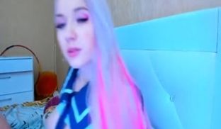 [欧美] 水手服妹妹的激情，粉色诱惑重击你的心！