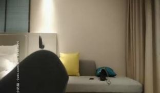 纹身男重金网约高颜值极品美女，为了早点让男的射自