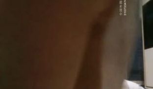 成都直播偷拍约啪高颜艺校妹子，一双长腿让人心动～