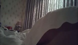 《91风流哥》桑拿会所点了个刚来不久的高颜值长发