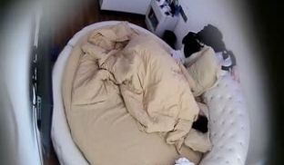 小情侣饭店滚床单~不小心嘴巴就贴到逼逼上~棒棒也