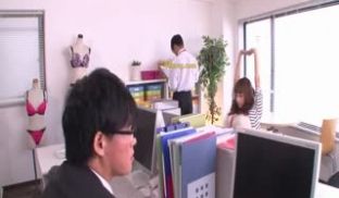 [日本] 宇都宫紫苑破坏版AV～被迫当任人玩弄抽