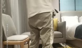 《太子探花》亲自出马酒店约炮白裙美眉换上情趣内衣