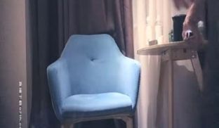 《91沈先生探花》约了个白裙少妇，舔弄口交上位骑