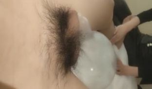 约炮清纯女神~妹妹先玩等等换姐姐帮你吹~