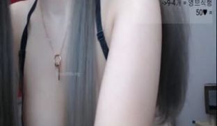 [韩国] 美乳主播的骑乘练习，为了在下次的性爱比