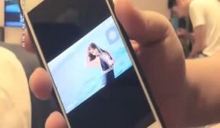 大屌小哥精力旺盛，把网红脸外围妹子干到翻天