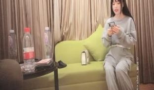 《91沈先生》约长相甜美萌妹子啪啪，情趣装黑丝6