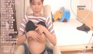 [韩国] 清纯正妹说今天小露就好~ 画风一变原来